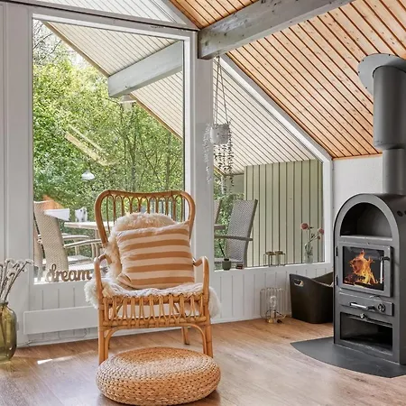 Hilla - 31km From The Sea By Interhome